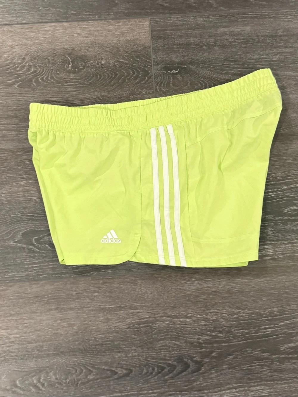 NWT Adidas Pacer 3-Stripes Train Shorts - Pulse Lime/White, Large - Picture 8 of 13
